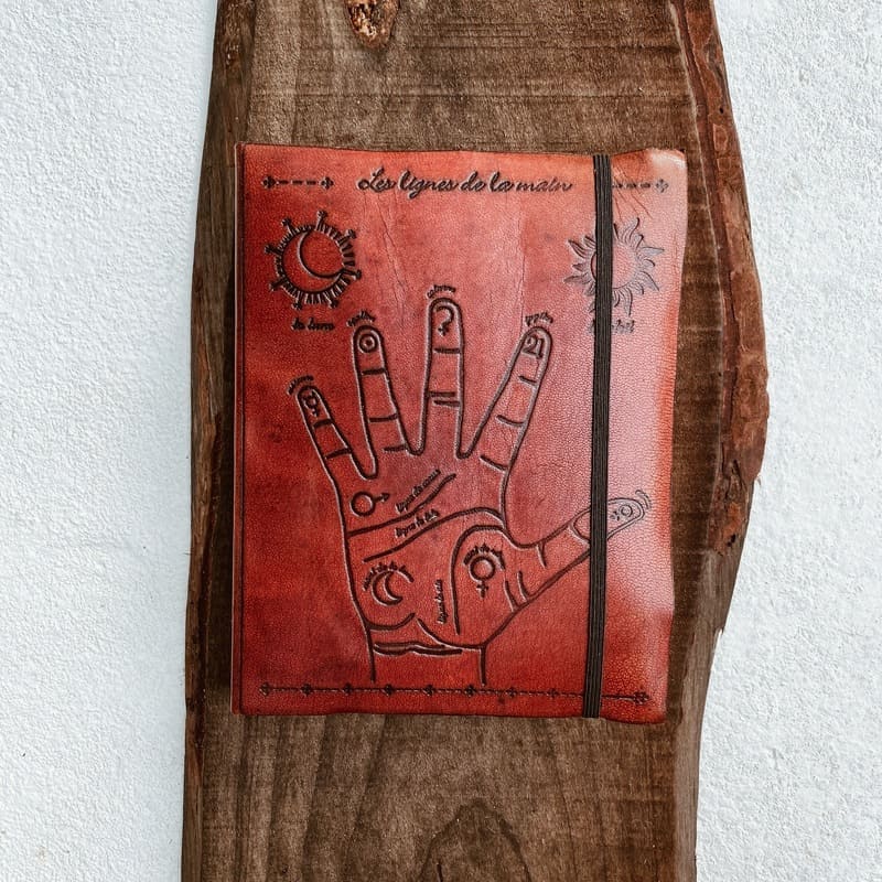 Caderno de Couro Quiromancia